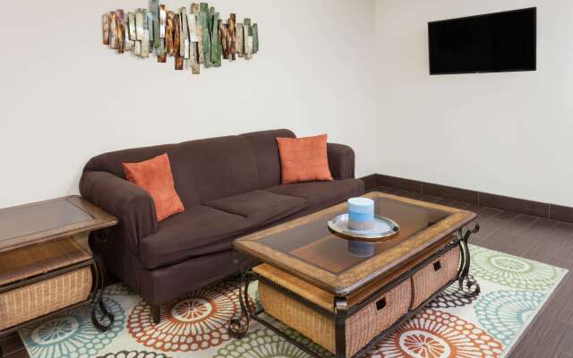 Days Inn by Wyndham Charleston