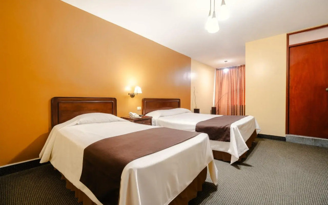 Cesar's Hotel La Merced