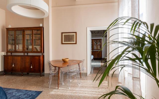 Via D'Azeglio 37 - Casa dell'Auriga