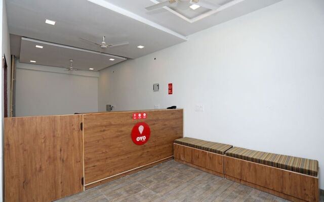 OYO 10176 Hotel Bluebell