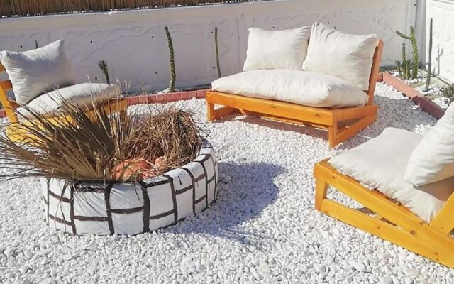 Sunny Garden