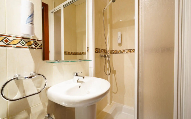 La Perla Granada Suites