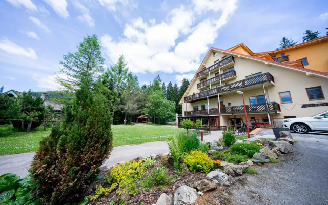 Studio Erika- Spiežovec