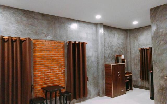 B Tel Chomthong Resort Chiang Mai