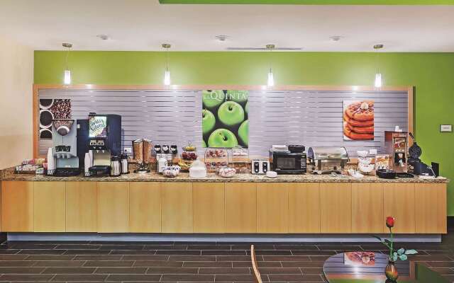 La Quinta Inn & Suites by Wyndham Pecos