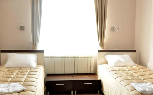 Garni Hotel 018 In