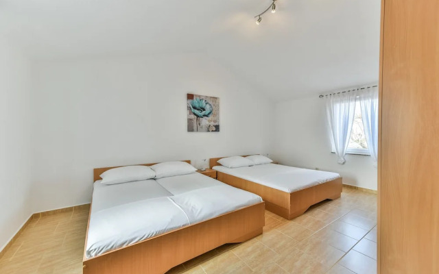 Apartments Tukara