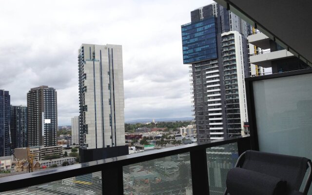 Southbank Views Deluxe Apartments