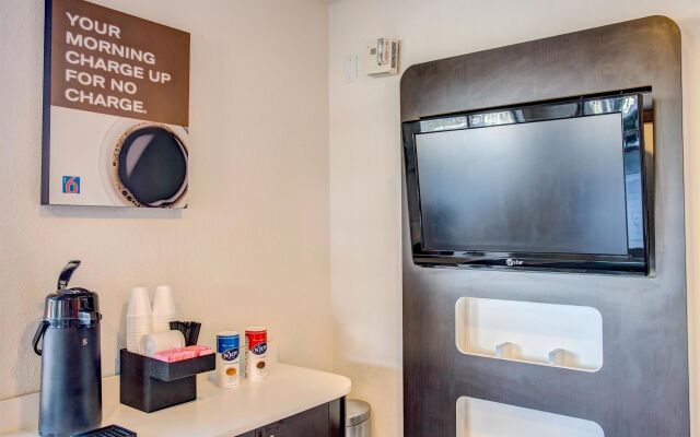 Motel 6 Murfreesboro, TN