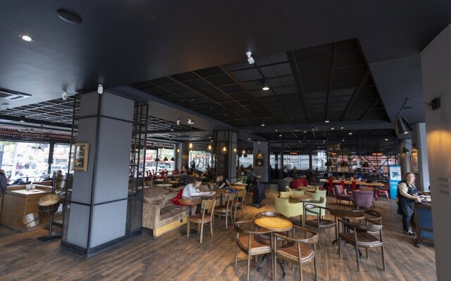 World Point Hotel