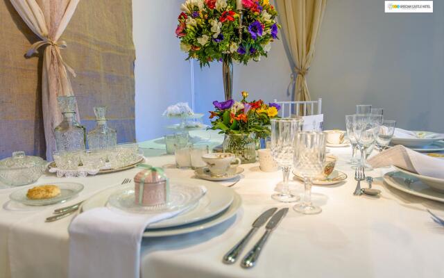 Grecian Castle Hotel