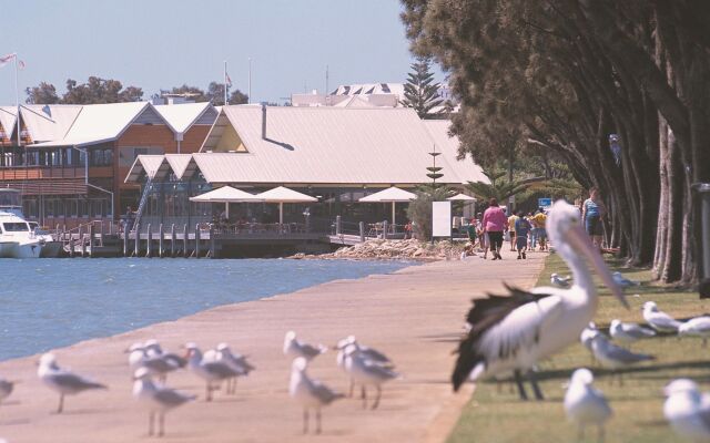 Atrium Hotel Mandurah