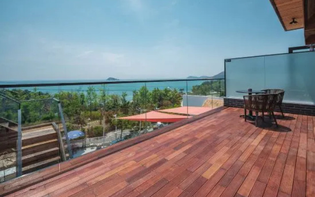 Qingdao has sea view villa hotel