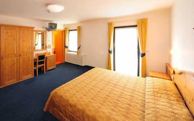 Hotel Cristallo