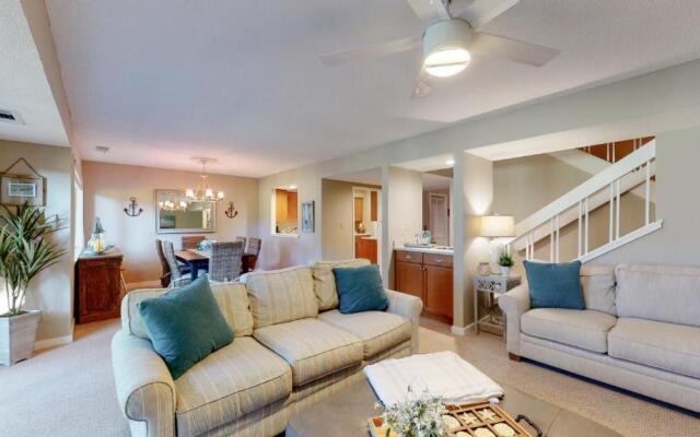 903 Inverness Village