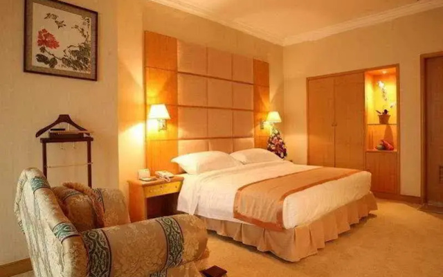 Economic Trade Hotel