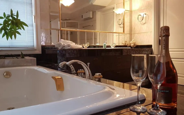 Q Suites Preveza
