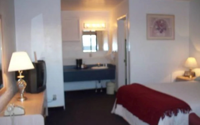 Downtown Xenion Motel