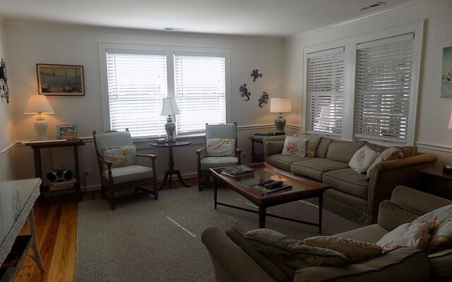 King Fens Inn - 5 Br Home