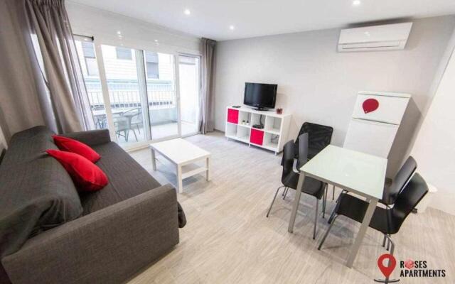 Roses Apartments Estudio 3