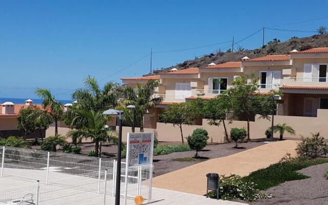 VILLA LORA Modern & New townhouse 2 Bedroom