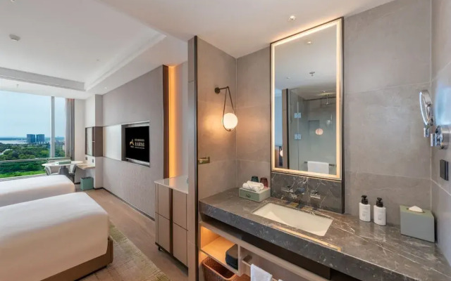 Nanjing Yangzi River Conference Center Longshan Lake Hotel