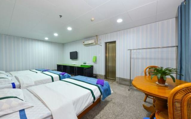 Shaoxian Hotel (Guangzhou North Railway Station)