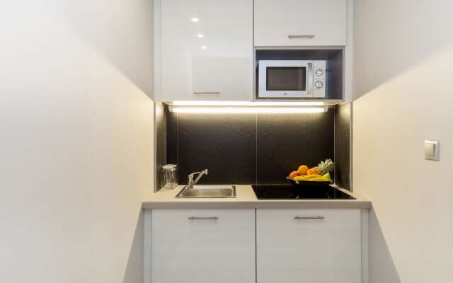 47 Luxury Suites