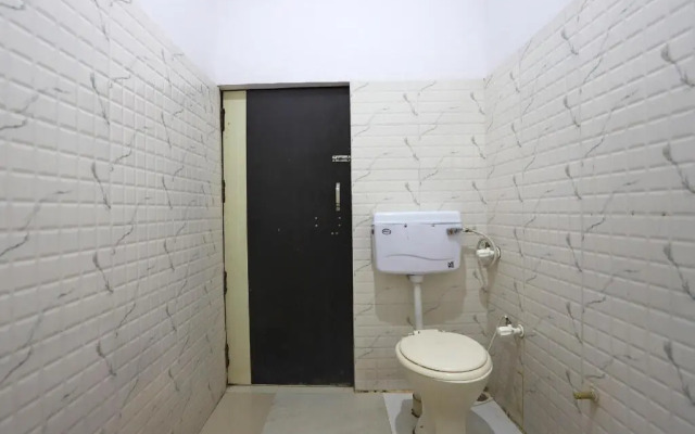 Hotel Shanti Plaza by OYO Rooms