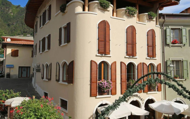 Garnì Hotel Tignale