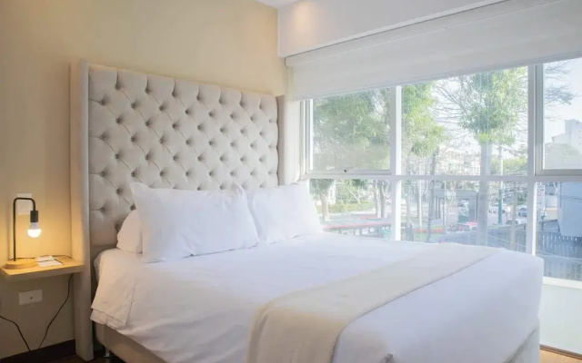 w Cozy 1BR Apartment in the Heart of San Isidro