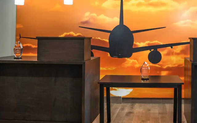 Atrium Hotel and Suites DFW Airport South