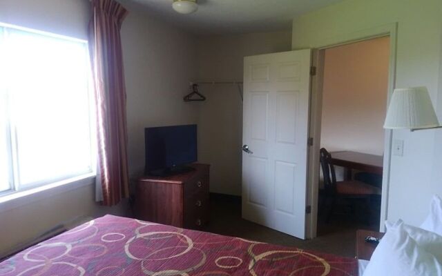 InTown Suites Extended Stay Clarksville