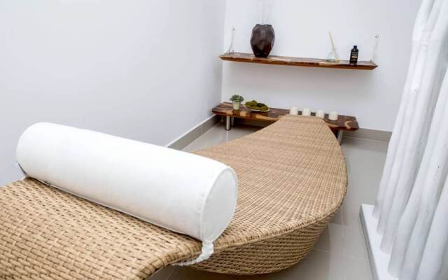 1 Bedroom Ocean View Apartment