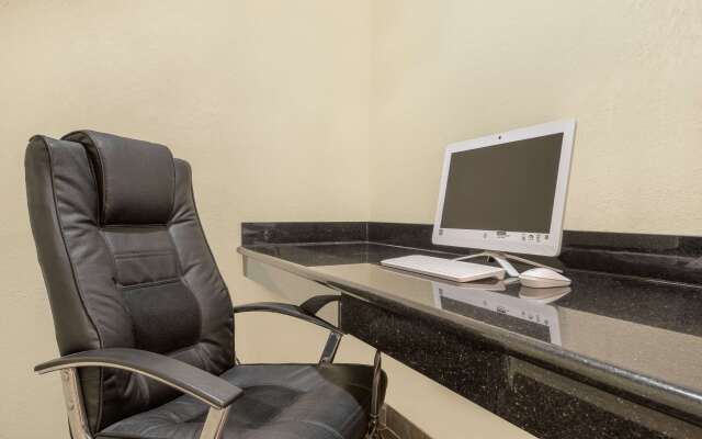 Super 8 by Wyndham Ottumwa