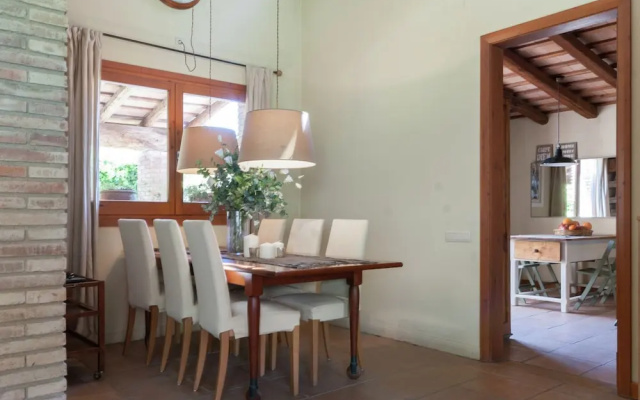 Splendid Mansion With Private Pool in St Pere Pescador - фото 4