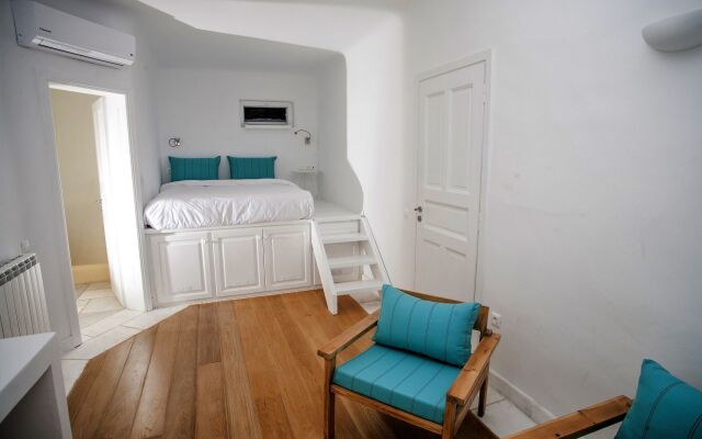 Mykonos Moussa Suites