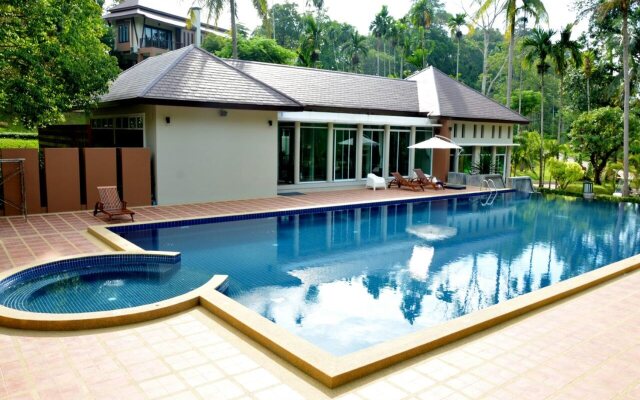 Victoria Cliff Hotel & Resort