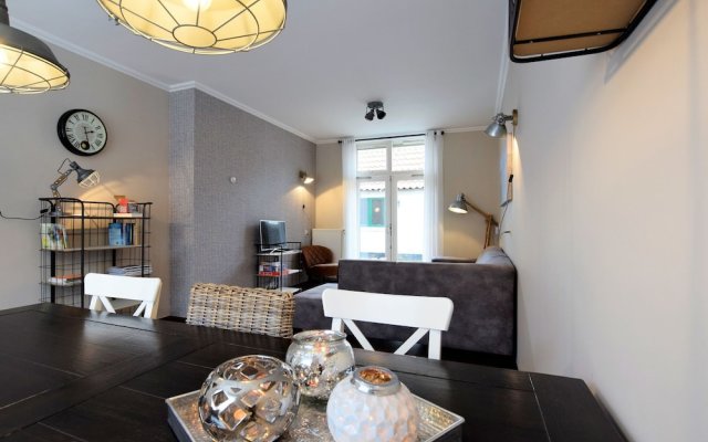 Beautiful Holiday Home in Katwijk aan Zee Near Sea