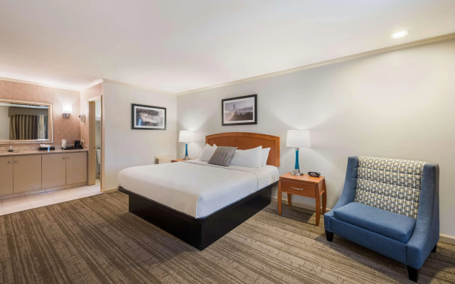 SureStay Plus Hotel by Best Western Mountain View