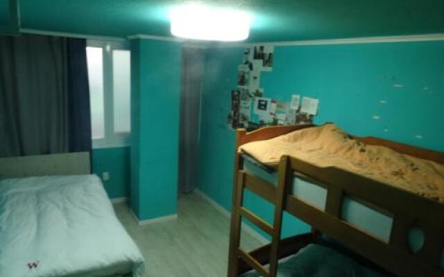 8MOTEL