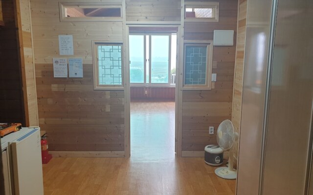 Sunrise Pension