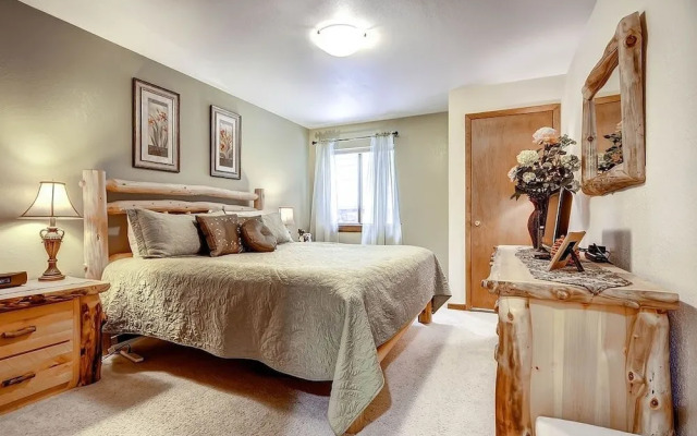 Park Place 101c 2 Bedroom Condo by RedAwning