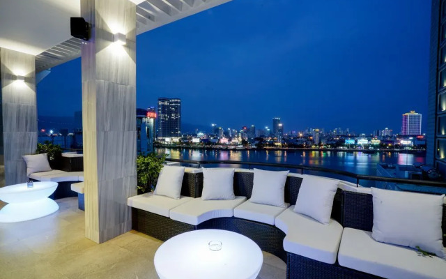Satya Da Nang Hotel Han Market