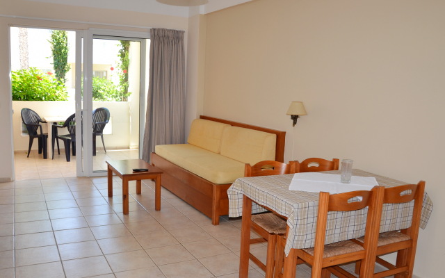 Uzenie All Suites Boutique Resort