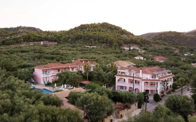 Kyprianos Aparthotel