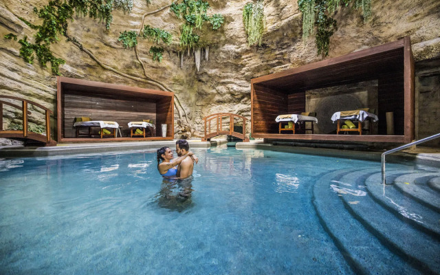 Majestic Elegance Costa Mujeres – All Inclusive
