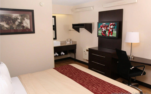 Red Roof Inn PLUS+ Secaucus - Meadowlands - NYC