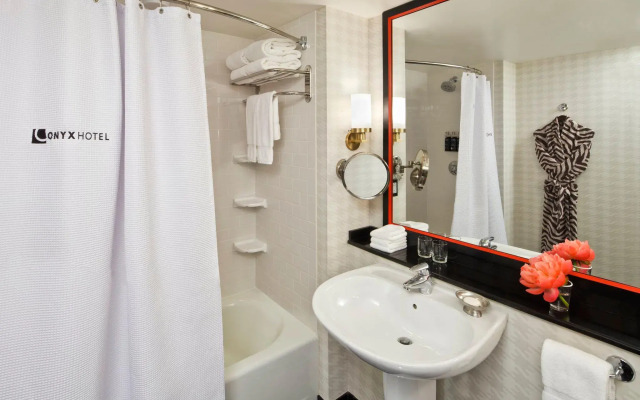 Pennyweight Hotel Boston, Curio Collection by Hilton