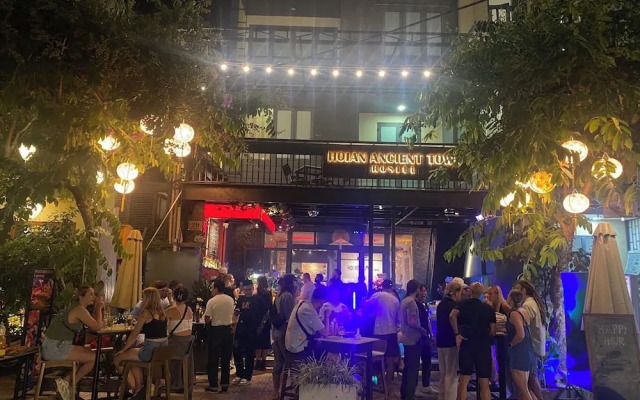 Hoi An Ancient Town Hostel Bar